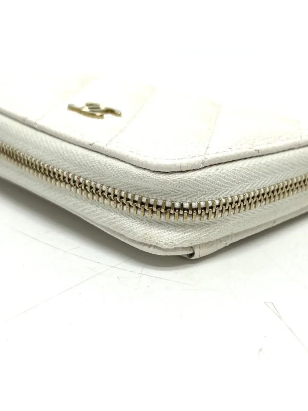 Chanel Coin Case Classic Zip Caviar Leather White